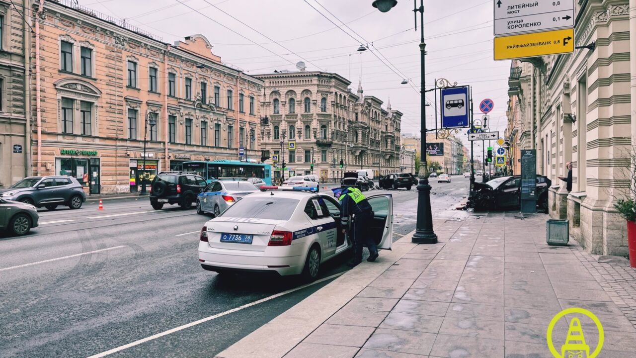 По факту смертельного ДТП на Литейном проспекте возбуждено уголовное дело —  Мегаполис